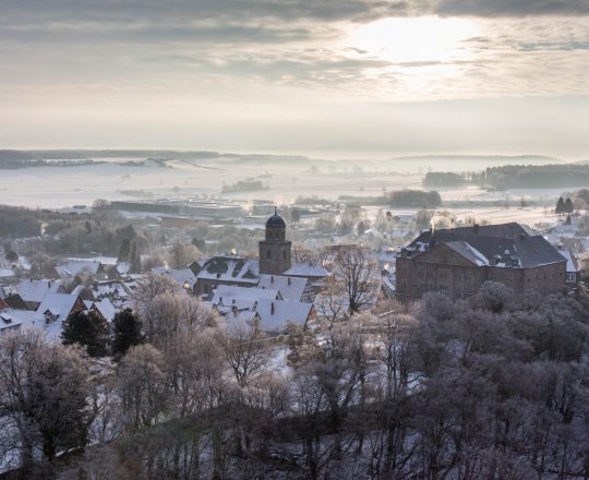 Diemelstadt - Schloss Rhoden