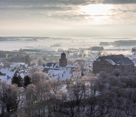 Diemelstadt - Schloss Rhoden